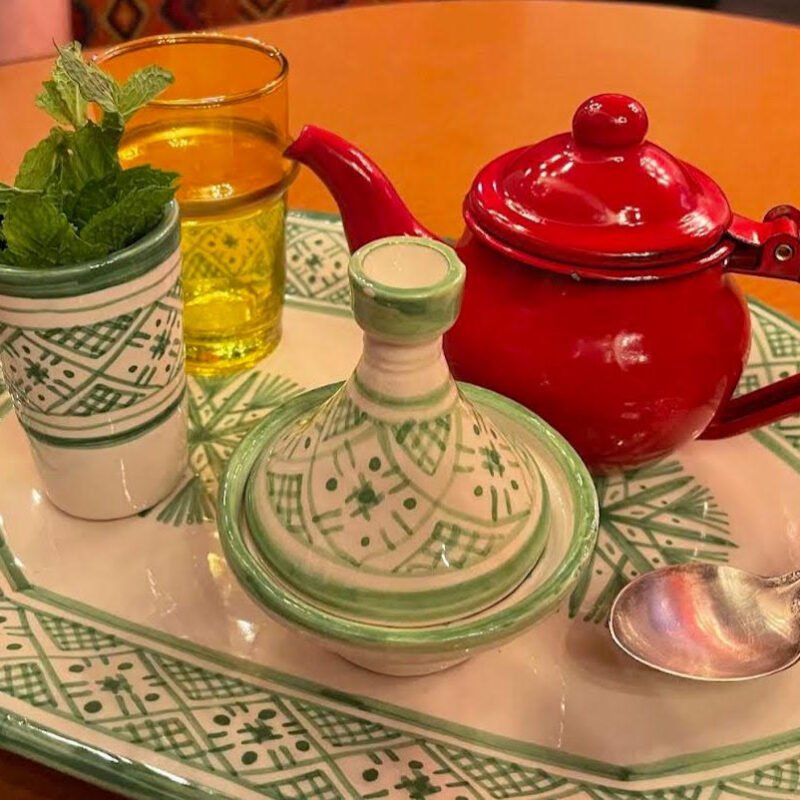 Moroccan tea et Mint 7 dollars